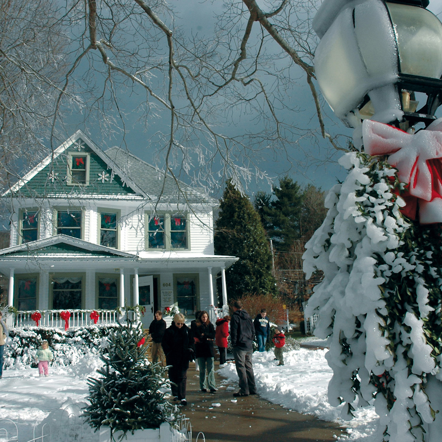 Boone Christmas Tree Lighting.jpg